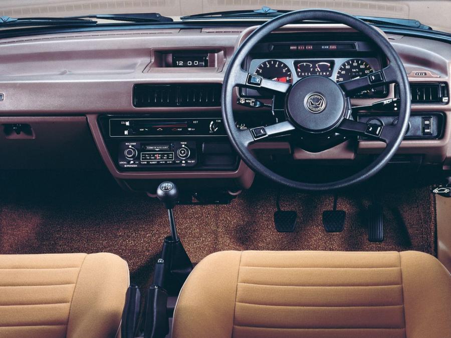 Honda Accord Saloon 1977 года  (фото 5 из 21)